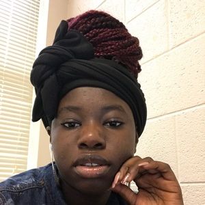 Meet your Posher, Sidra